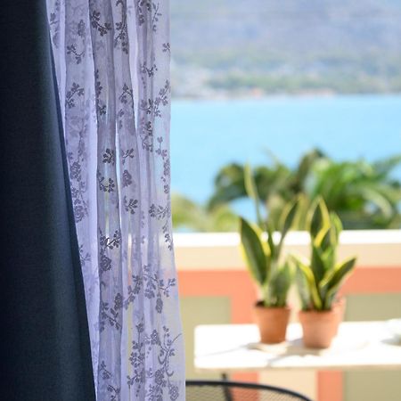Seaside Apartment Salamís Eksteriør bilde