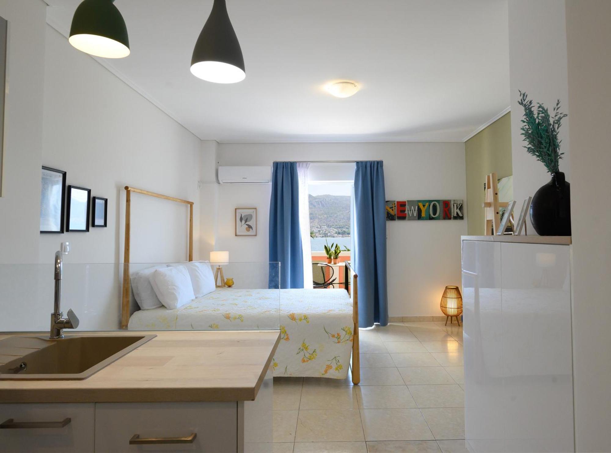 Seaside Apartment Salamís Eksteriør bilde